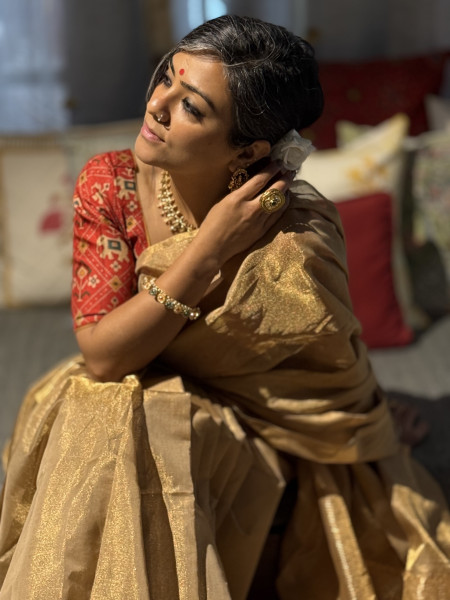 'SUNEHRI' GOLD ZARI WOVEN MAHESHWARI SILK  SARI