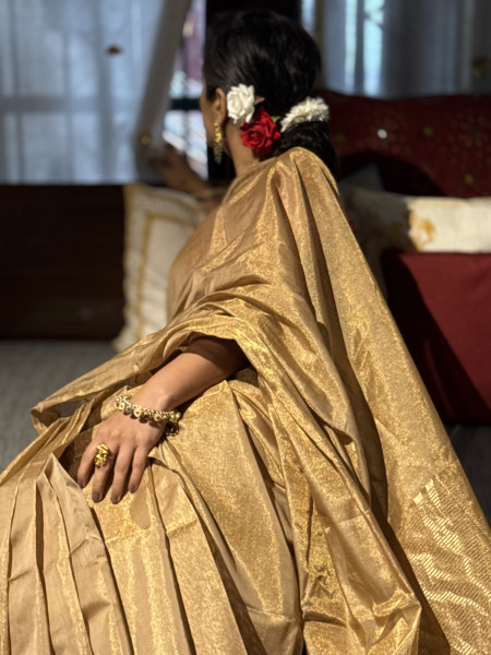 'SUNEHRI' GOLD ZARI WOVEN MAHESHWARI SILK  SARI
