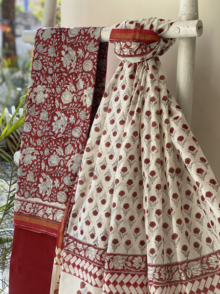 RED HAND BLOCK PRINT CHANDERI SILK & COTTON DUPATTA SET