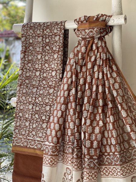 BROWN HAND BLOCK PRINT CHANDERI SILK & COTTON DUPATTA SET