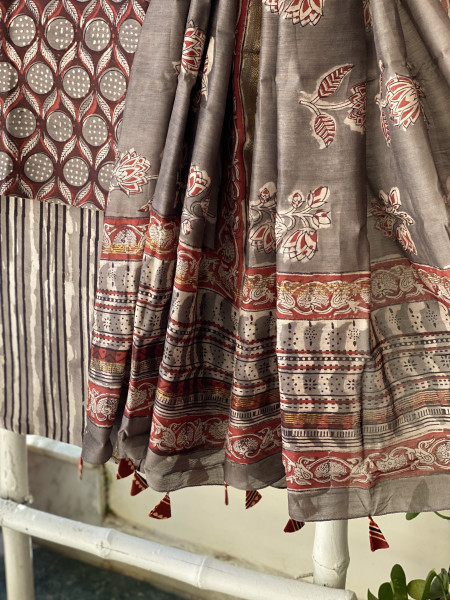 CHERRY-GREY HAND BLOCK PRINT CHANDERI SILK & COTTON DUPATTA SET