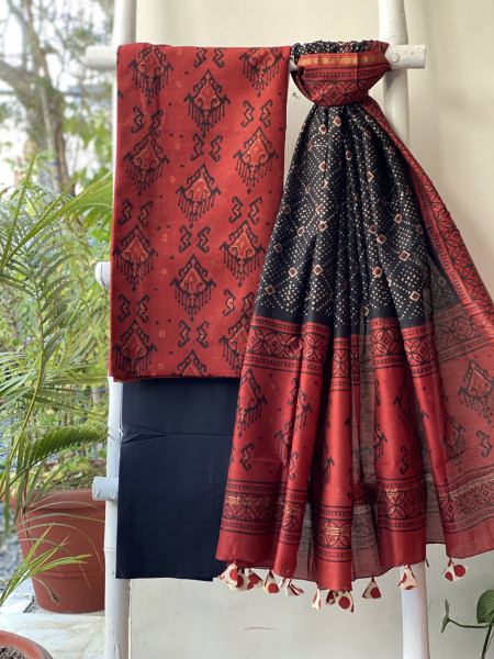 MAROON-BLACK HAND BLOCK PRINT CHANDERI SILK & COTTON DUPATTA SET
