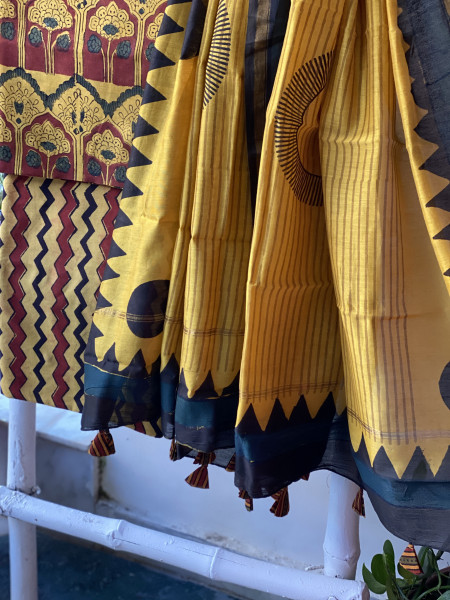 MUSTARD HAND BLOCK PRINT CHANDERI SILK & COTTON DUPATTA SET