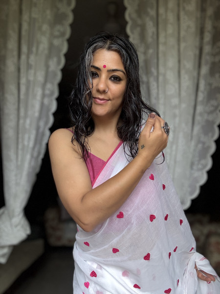 OFF WHITE COTTON MULMUL EMBROIDERED SARI