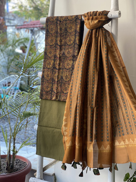 BLACK-MUSTARD COTTON CHANDERI DUPATTA SET