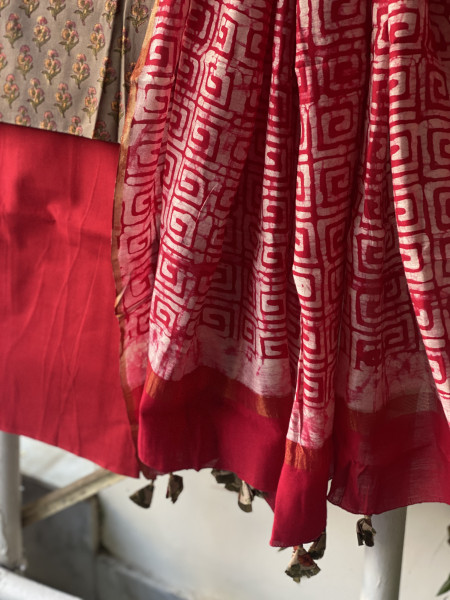 GREY-ROSE COTTON CHANDERI DUPATTA SET