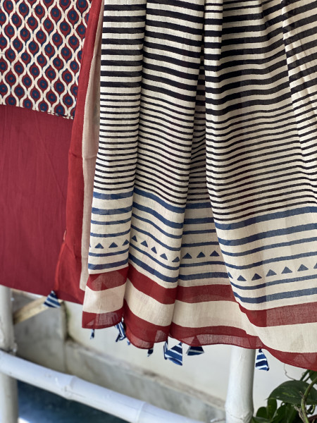 MULTI COLOUR-BEIGE  AJRAKH BLOCK PRINT MUL COTTON DUPATTA SET