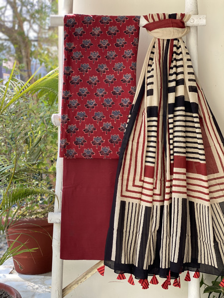 MAROON-BEIGE AJRAKH BLOCK PRINT MUL COTTON DUPATTA SET