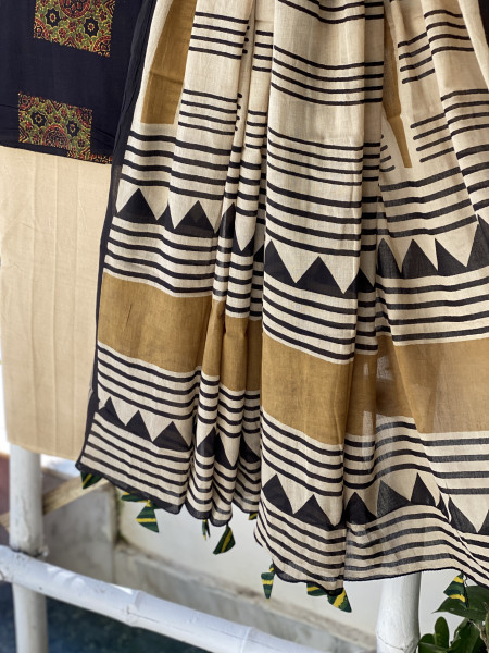 BLACK-BEIGE AJRAKH BLOCK PRINT MUL COTTON DUPATTA SET