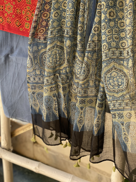 MAROON & INDIGO AJRAKH BLOCK PRINT KOTA DUPATTA SET