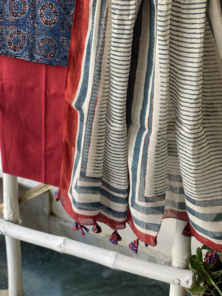 INDIGO-BEIGE BLOCK PRINT LINEN DUPATTA SUIT SET