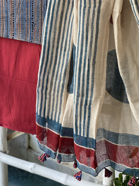 INDIGO-BEIGE BLOCK PRINT LINEN DUPATTA SUIT SET