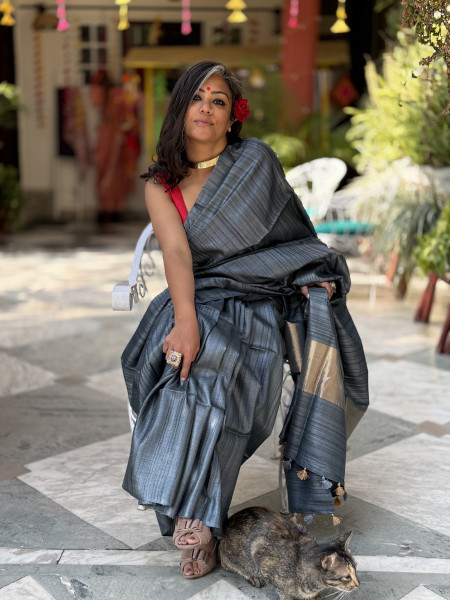 GREY KOSA SILK WOVEN ZARI SARI