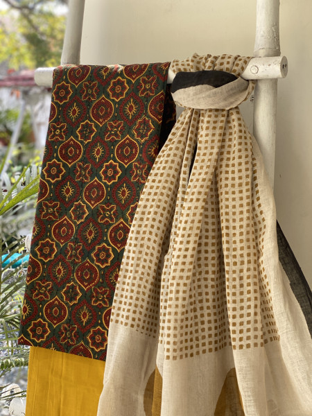 BOTTLE GREEN-BEIGE BLOCK PRINT LINEN DUPATTA SUIT SET