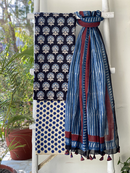 BLACK-INDIGO BLOCK PRINT LINEN DUPATTA SUIT SET