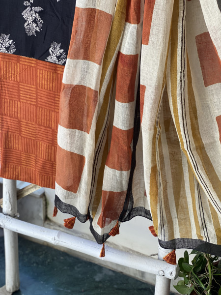 BLACK-BEIGE BLOCK PRINT LINEN DUPATTA SUIT SET