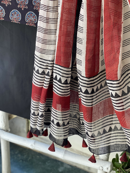 BLACK-BEIGE BLOCK PRINT LINEN DUPATTA SUIT SET