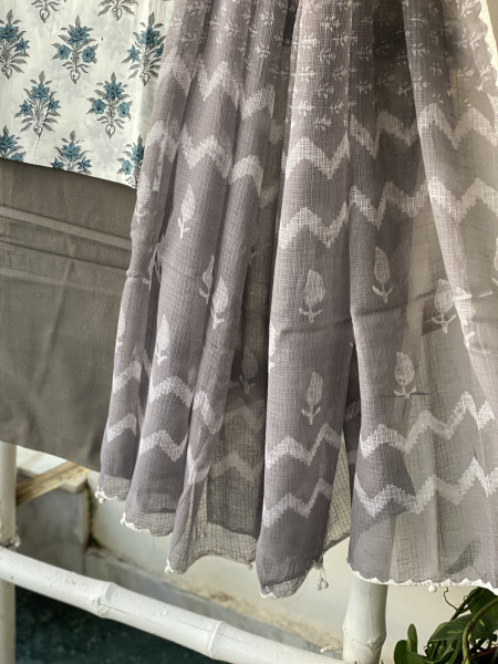 OFF WHITE-GREY COTTON BLOCK PRINT KOTA DUPATTA SET