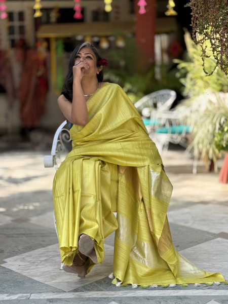 LIME KOSA SILK WOVEN ZARI SARI