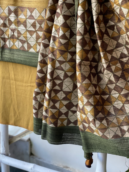 MUSTARD GICHA SILK PRINTED DUPATTA SET