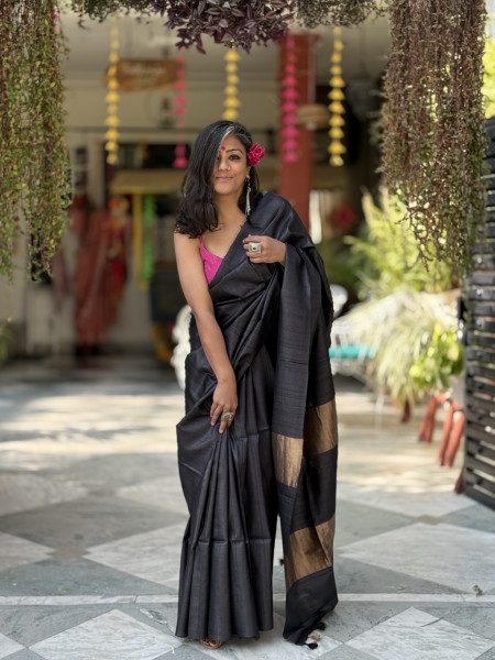 BLACK KOSA SILK WOVEN ZARI SARI
