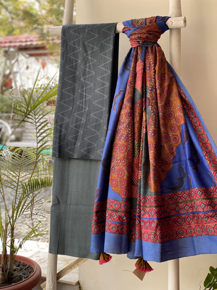 Image of CHARCOAL-MULTICOLOUR WOVEN SILK PRINTED EMBROIDERED DUPATTA SET