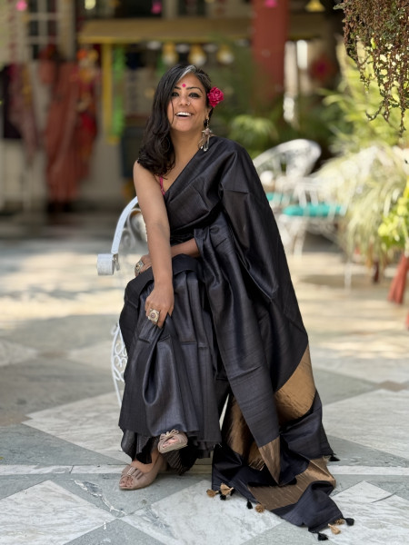BLACK KOSA SILK WOVEN ZARI SARI