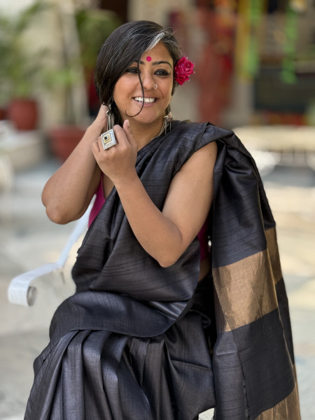 BLACK KOSA SILK WOVEN ZARI SARI