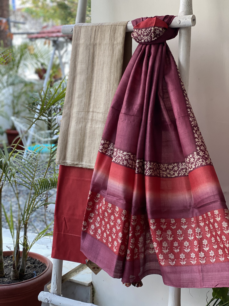 Image of BEIGE-CHERRY TUSSAR SILK BLOCK PRINT DUPATTA SET
