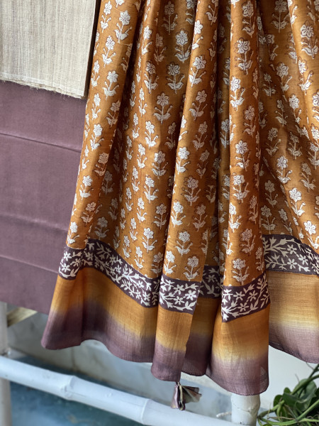 BEIGE-MUSTARD TUSSAR SILK BLOCK PRINT DUPATTA SET