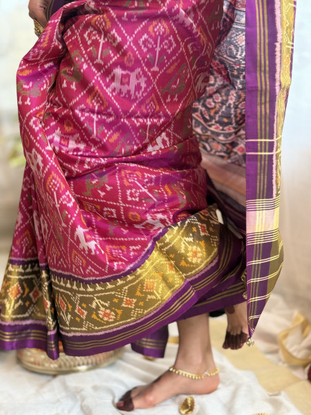 MAGENTA & PURPLE SINGLE IKKAT PATOLA  HAND WOVEN SILK SARI