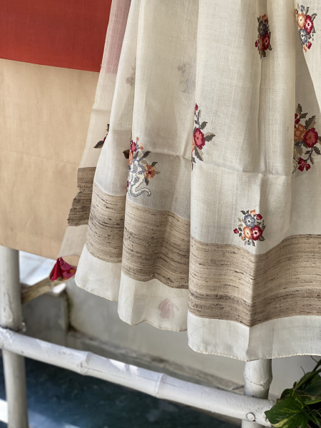 RUST-OFF WHITE TUSSAR SILK EMBROIDERED DUPATTA SET