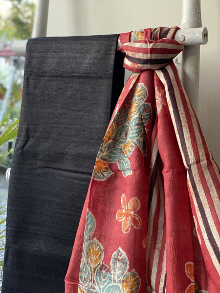 BLACK-RED TUSSAR SILK BATIK DUPATTA SET
