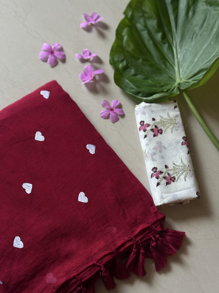 MAROON COTTON MULMUL EMBROIDERED SARI