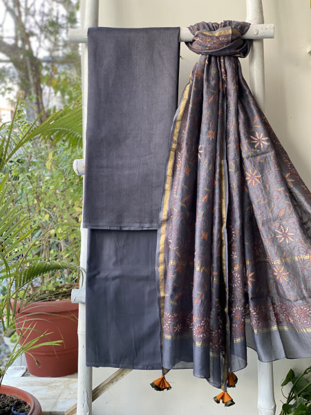 GREY CHANDERI SILK HAND EMBROIDERED DUPATTA SET