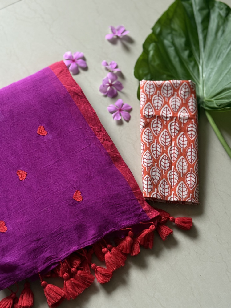 Image of WINE COTTON MULMUL EMBROIDERED SARI