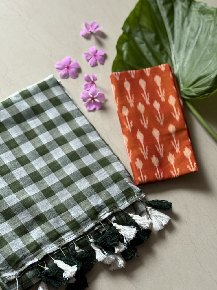 Image of BOTTLE GREEN GINGHAM CHECKS  MULMUL COTTON SARI