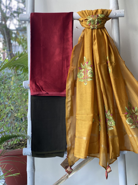 MAROON-MUSTARD CHANDERI SILK HAND EMBROIDERED DUPATTA SET