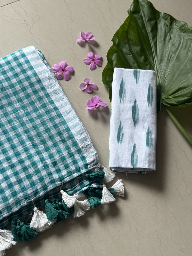 Image of TURQUOISE GINGHAM CHECKS  MULMUL COTTON SARI