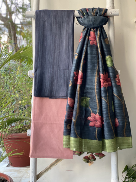 CHARCOAL-PINK TUSSAR SILK HAND PAINTED DUPATTA SET