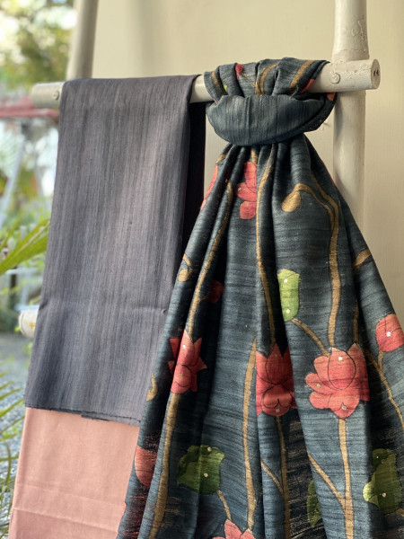 CHARCOAL-PINK TUSSAR SILK HAND PAINTED DUPATTA SET