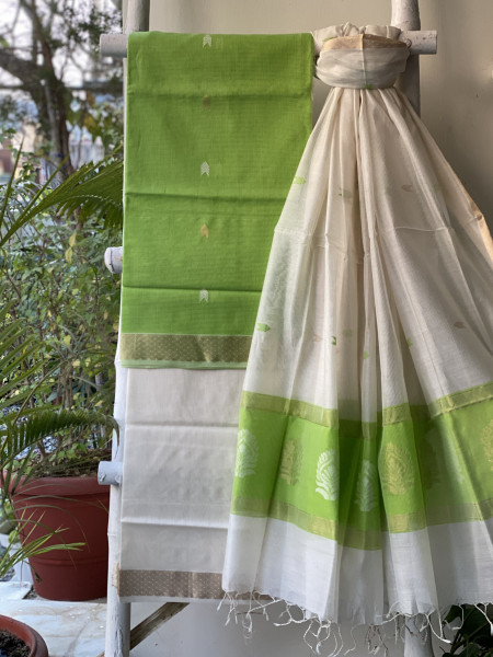 PARROT-GREEN & OFF WHITE MAHESHWARI SILK & COTTON ZARI BORDER WOVEN DUPATTA SET