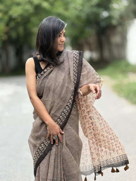 BEIGE-BLACK HAND BLOCK PRINT COTTON KOTA SARI