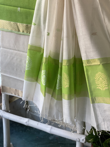 PARROT-GREEN & OFF WHITE MAHESHWARI SILK & COTTON ZARI BORDER WOVEN DUPATTA SET