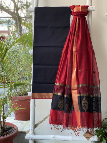 BLACK-RED MAHESHWARI SILK & COTTON ZARI BORDER WOVEN SHIRT & DUPATTA SET