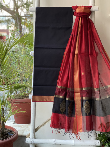BLACK-RED MAHESHWARI SILK & COTTON ZARI BORDER WOVEN SHIRT & DUPATTA SET