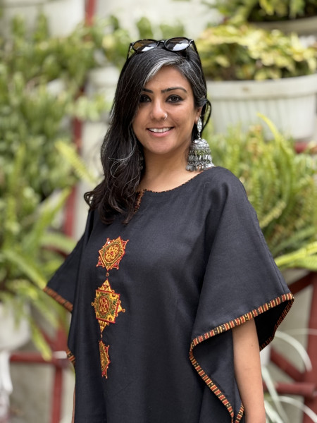 BLACK PURE WOOL EMBROIDERED KAFTAN