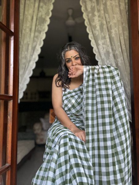 BOTTLE GREEN GINGHAM CHECKS  MULMUL COTTON SARI