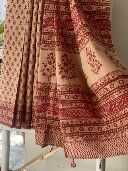 BEIGE-RED HAND BLOCK PRINT COTTON MULL SARI