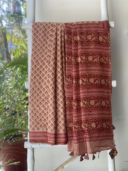 BEIGE-RED HAND BLOCK PRINT COTTON MULL SARI